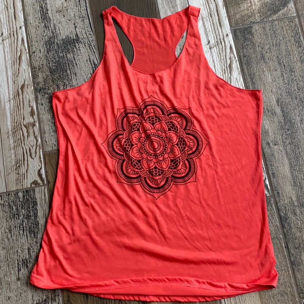 Mandala tank - Picture 2 of 7